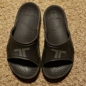 Telic slide sandals